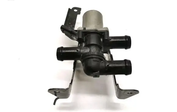 Polestar 2 Coolant heater control valve 31684222