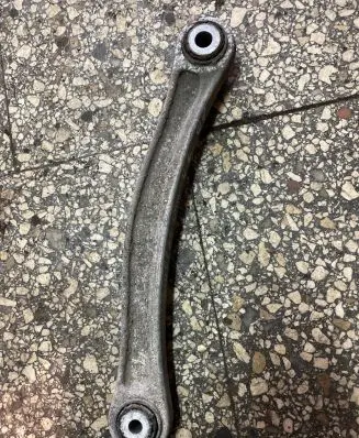 Volkswagen Touareg I Rear upper control arm/wishbone