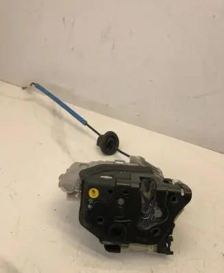 Audi A4 S4 B8 8K Front door lock 8J2837015A