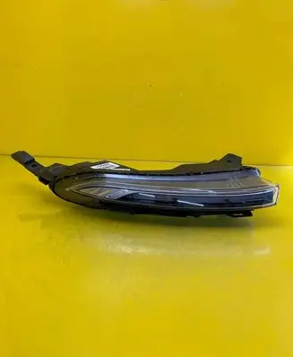 Hyundai Bayon Headlight/headlamp 92208Q0600