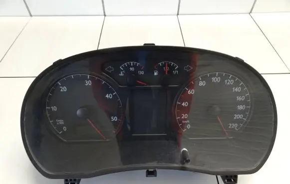 Volkswagen Polo Speedometer (instrument cluster) 6Q0920820EX