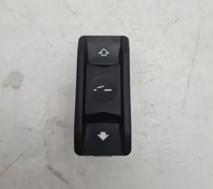 BMW 5 E60 E61 Sunroof switch 61316907288 6131 03015010