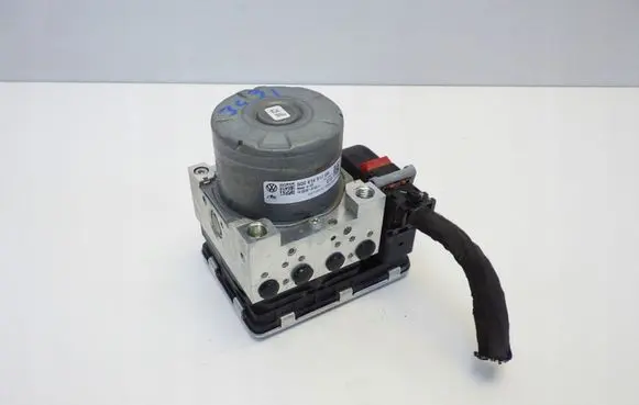 Volkswagen Tiguan Allspace ABS Pump 5Q0614517GB