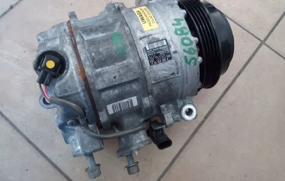 Mercedes-Benz S W221 Air conditioning (A/C) compressor (pump) 0008300901