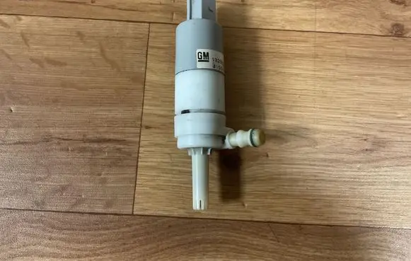 Opel Insignia A Windscreen/windshield washer pump 13250289 315569426