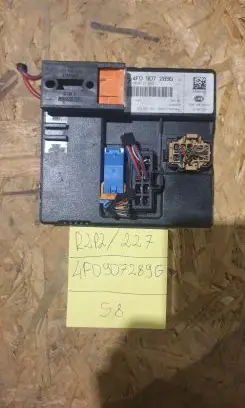 Audi A6 S6 C6 4F Comfort/convenience module 4F0907289G