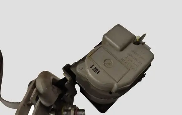 KIA Sorento Rear seatbelt