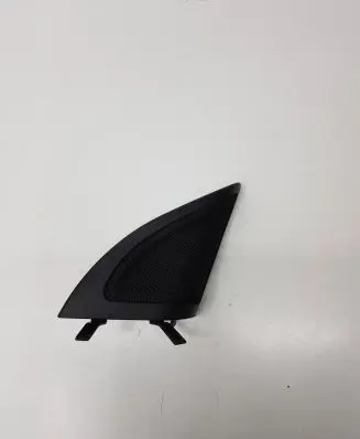 Mercedes-Benz A W176 Front door high frequency speaker A1767200211