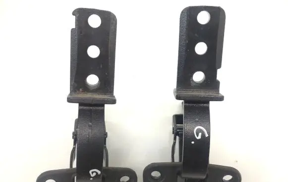Volvo XC70 Tailgate/trunk/boot hinge 31218425