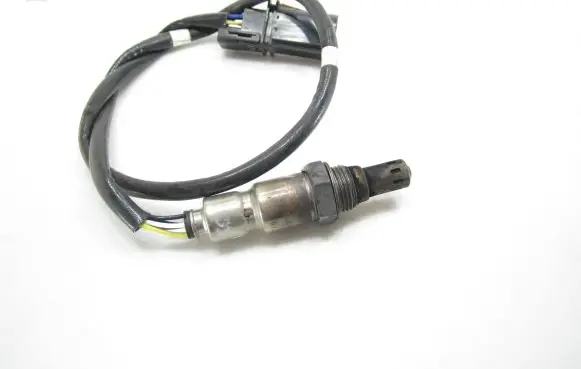 Volkswagen PASSAT B8 Lambda probe sensor 04L906262A