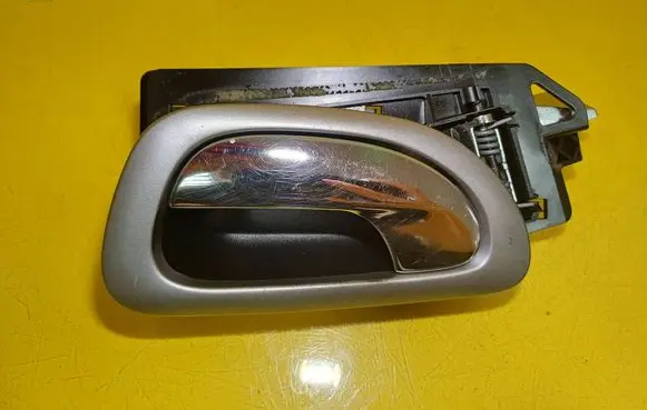 Front door interior handle