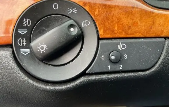 Audi A4 S4 B6 8E 8H Light switch 