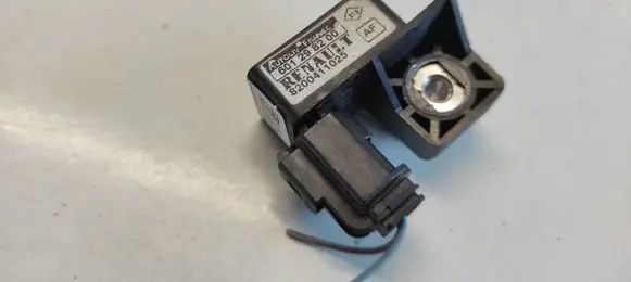 Renault Scenic II - Grand scenic II Airbag deployment crash/impact sensor 601298200 04146CF 005321
