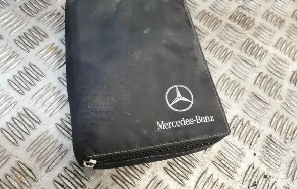 Mercedes-Benz C W203 User manual