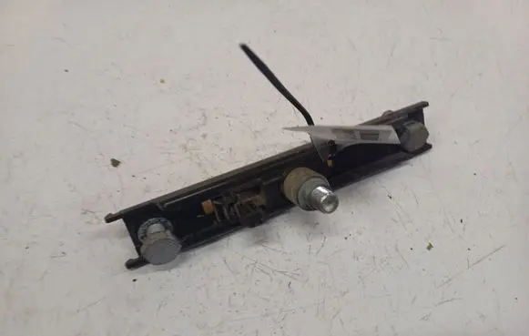 Iveco Daily 30.8 - 9 Seat belt adjustment rail 
