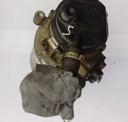 Mini One - Cooper R50 - 53 Power steering pump 7625477132 7625974136 6769961