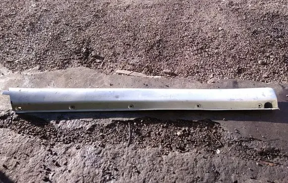 Mercedes-Benz ML W163 Side skirt front trim 