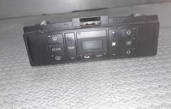 Audi A4 S4 B5 8D Climate control unit 8D0820043M