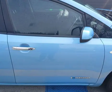 Nissan Leaf I (ZE0) Front door LEAFDRZWIPRZEDNIE