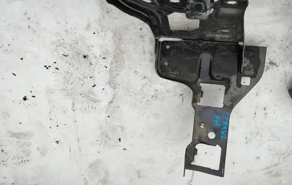 BMW 2 F45 Headlight/headlamp mounting bracket 730253207