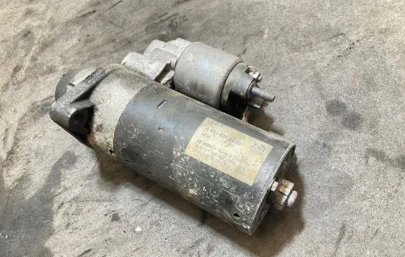 Mercedes-Benz Sprinter W906 Starter motor A6519064300 0001139085 201602190
