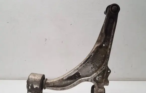 Opel Zafira C Front lower control arm/wishbone 13371815