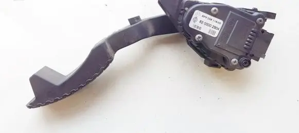 Renault Laguna II Accelerator throttle pedal 8200002904 6pv008119-00