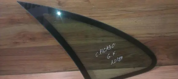 Citroen Xsara Picasso Rear side window nenusttatyta
