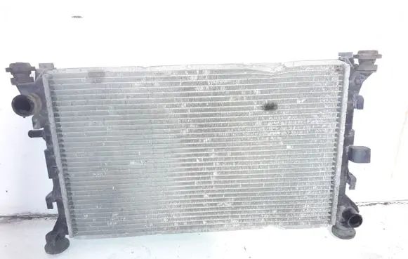 Ford Focus Coolant radiator 98AW8K160PF