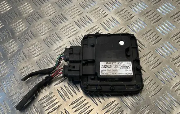 Audi SQ7 Suspension control unit/module 4M0907145E 4M0907145B