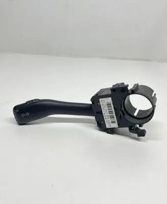 Volkswagen Golf IV Indicator stalk 8L0953513G 202852ATW