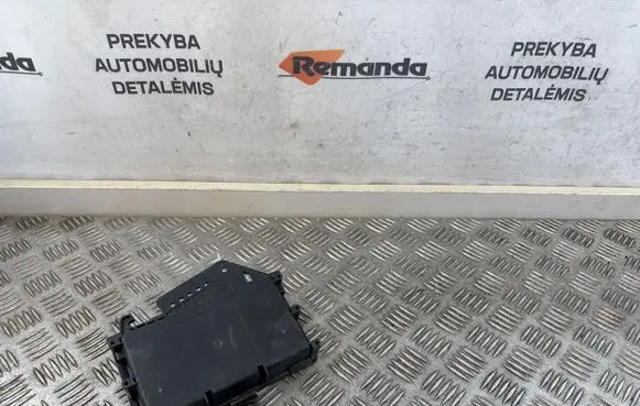 Volkswagen Golf III ABS control unit/module 1H0907379D