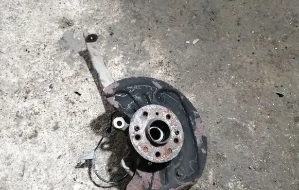 Mercedes-Benz ML W164 Front wheel hub