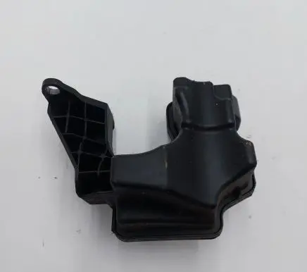 Vacuum air tank