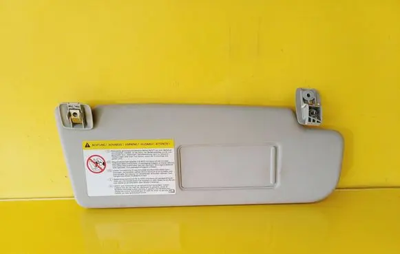 Sun visor