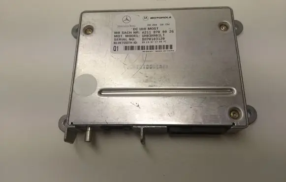 Mercedes-Benz E W211 Bluetooth control unit module A2118700026 UH03MM01LT DM70103120