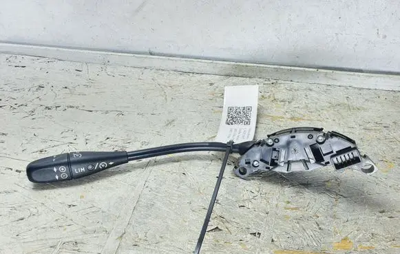 Mercedes-Benz C W203 Cruise control switch 