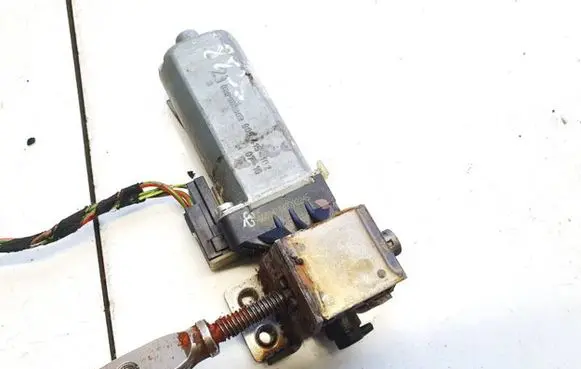 Audi Q7 4L Seat adjustment motor 0390203218