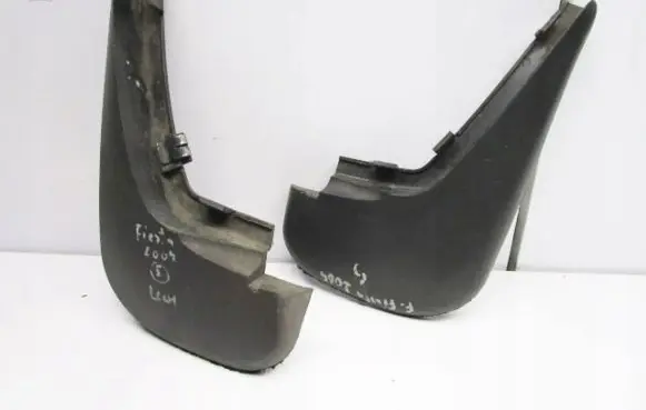 Ford Fusion Front splash guards bracket 