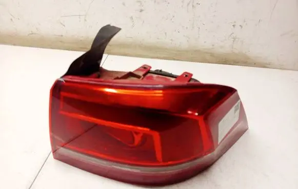 Volkswagen PASSAT B7 Rear/tail lights 3AE945096F