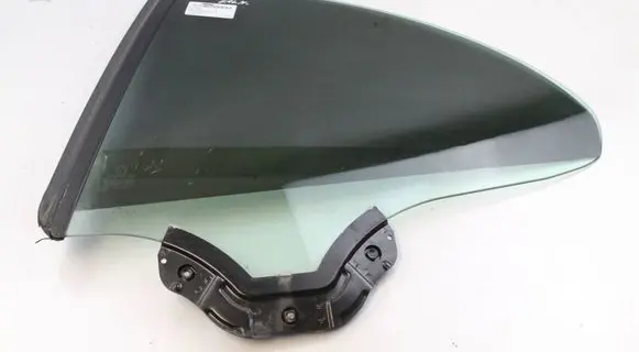 BMW 6 E63 E64 Rear side window 7186643 51357186643