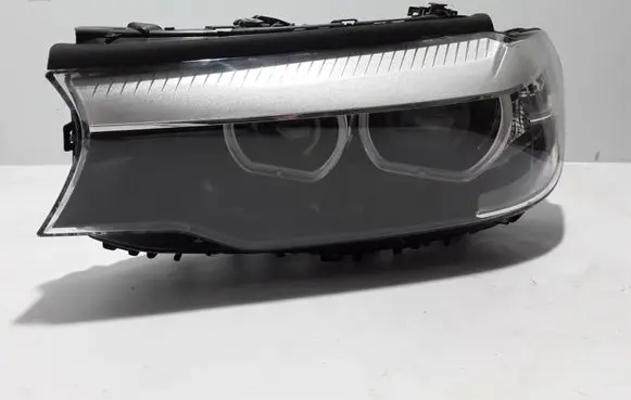 BMW 5 G30 G31 G38 Headlight/headlamp 7439199