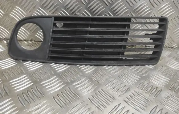 Audi A6 S6 C5 4B Front bumper lower grill 4B0807681S