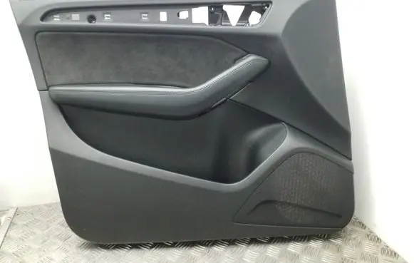 Audi Q5 SQ5 Front door card panel trim