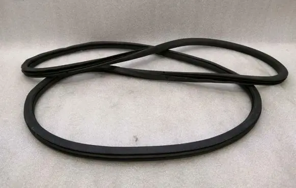 Porsche Panamera (970) Front door rubber seal 97053727601