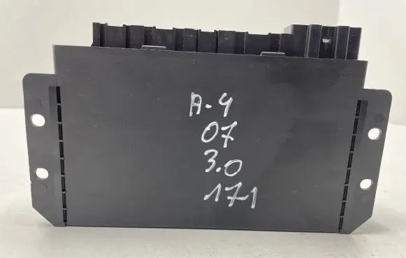 Audi A4 S4 B7 8E 8H Comfort/convenience module 8E0959433CH 02013289 00002731E1
