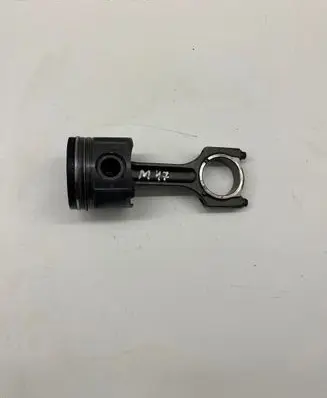 BMW 3 E90 E91 Piston with connecting rod 8487E