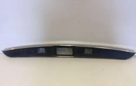 Mercedes-Benz C W204 Tailgate trim A2047400593