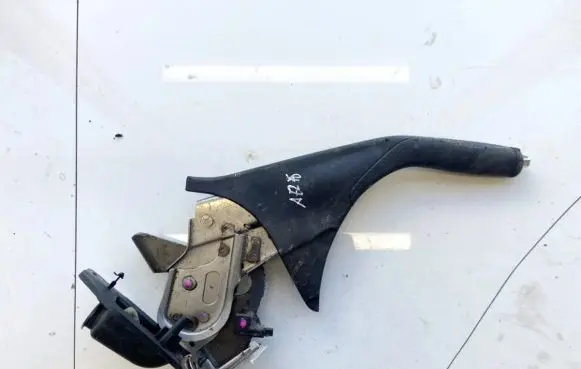 Toyota Avensis T220 Handbrake/parking brake lever assembly