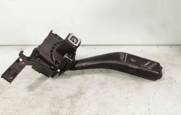 Volkswagen Golf V Wiper control stalk 1k0953519j
